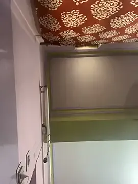 Freechat Sandhya_77 on StripChat