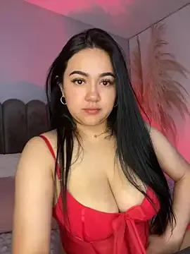 Sara__collins__ on StripChat 