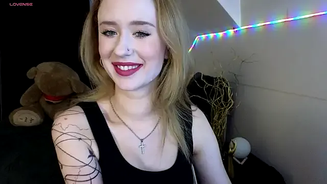 Freechat SashaBrooks on StripChat