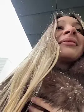 Freechat SashaCatt on StripChat