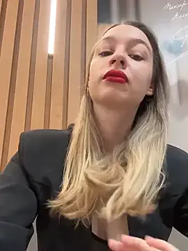 Freechat SashaCatt on StripChat