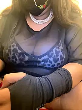 Simar_punjabi — Nude boobs oiling press hard