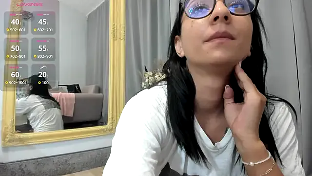 Freechat sugarburn on StripChat