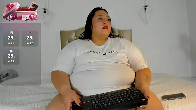 Suggar-bbw on StripChat 