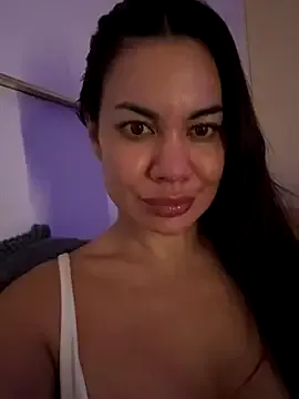 SweetMeiiii on StripChat 