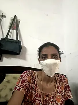 Freechat sweetreddy-02 on StripChat