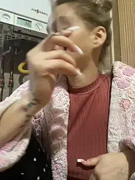 Tasty_Shape on StripChat 