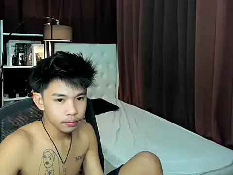 Freechat UncensoredCock on StripChat