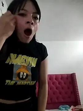 Freechat Valentina_Squirt- on StripChat