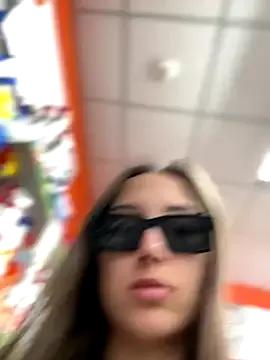 VelvetVixenI — spy boobs under top in public