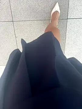 yimisun01 on StripChat 